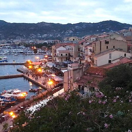 Appartement Spacieux En Face Du Port Calvi  Ngoại thất bức ảnh