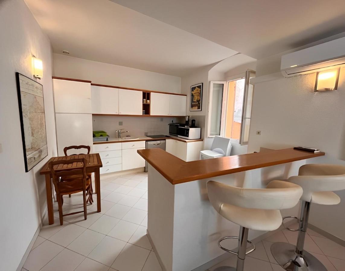 Appartement Spacieux En Face Du Port Calvi  Ngoại thất bức ảnh